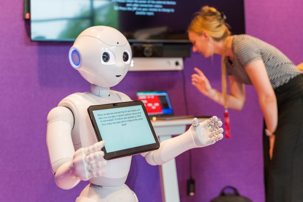 Twee hoogleraren over onze digitale toekomst: mensgericht of niet?